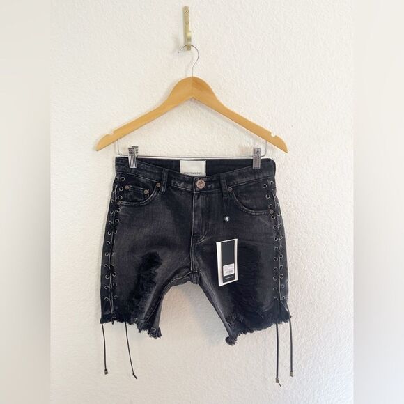 Oneteaspoon Stevie Boyfriend Jeans Shorts in black with ties on side 24 NWT - Picture 5 of 11